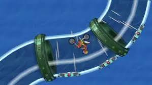 Large pool track stunts